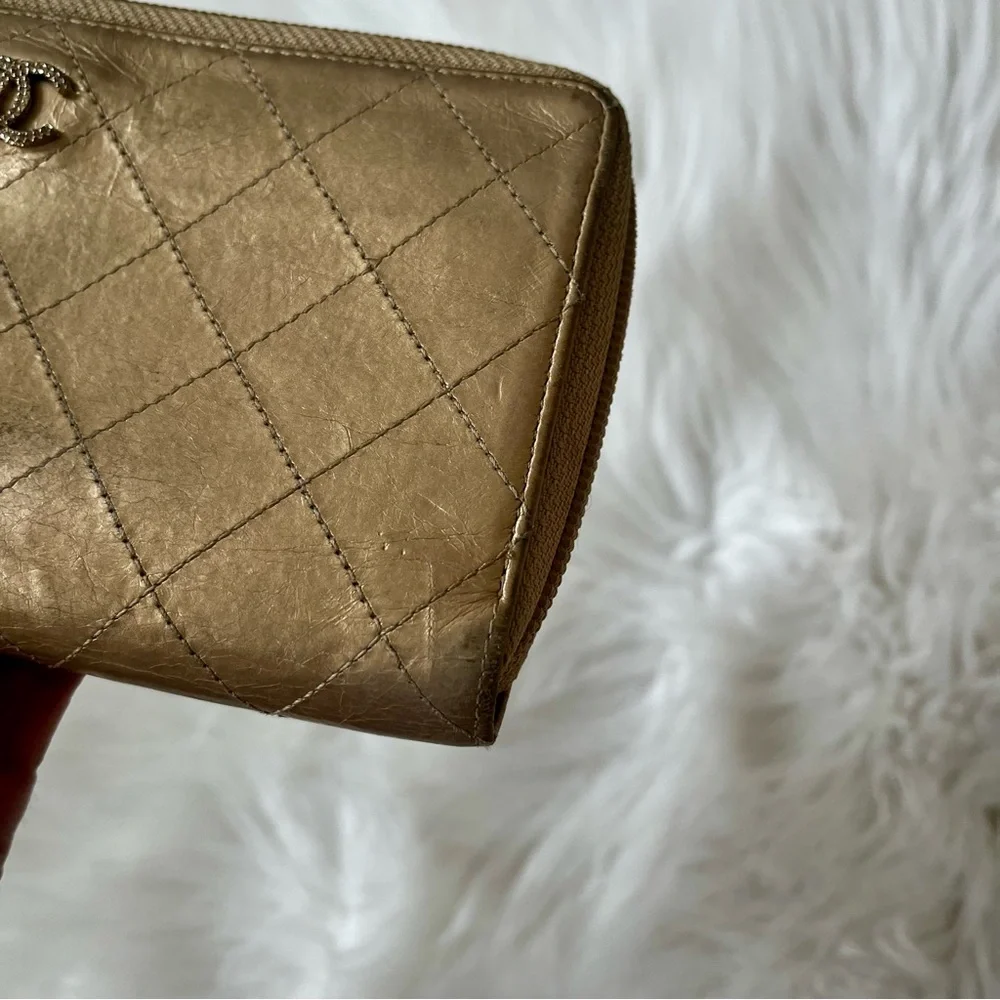 CHANEL Matelasse Gold Quilted Long Zip Around Wallet 31 Series